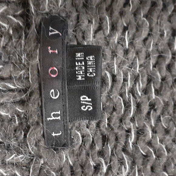 Theory gray wool blend cable knit crewneck pullover sweater size small - Picture 9 of 10